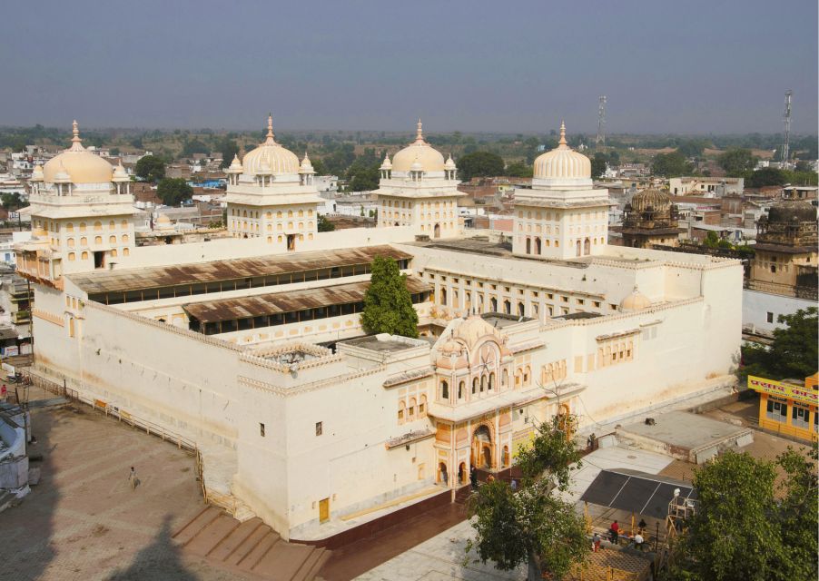 Spiritual Trails of Orchha (Guided Temples Walking Tour) - Inclusions