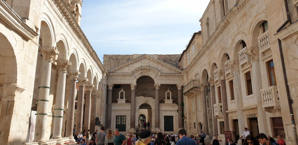 Split: Walking Tour of Split With a 'Magister' of History - Experience With the Guide