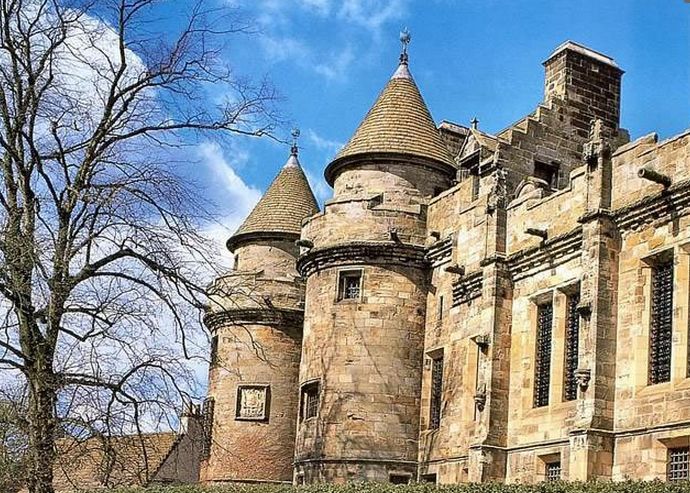St Andrews and Falkland Palace Tour From Edinburgh - Live Tour Guide and Departure Point