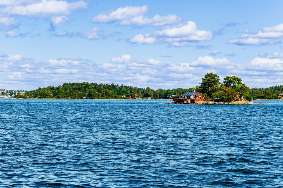 Stockholm: City Archipelago Sightseeing Cruise With Guide - Inclusions and Amenities