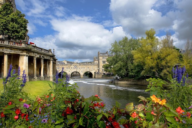 Stonehenge and Bath Day Trip From London With Optional Roman Baths Visit - Customer Service Experience