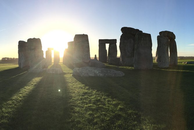 Stonehenge and Bath Private Car Tour - Meeting and Pickup Details
