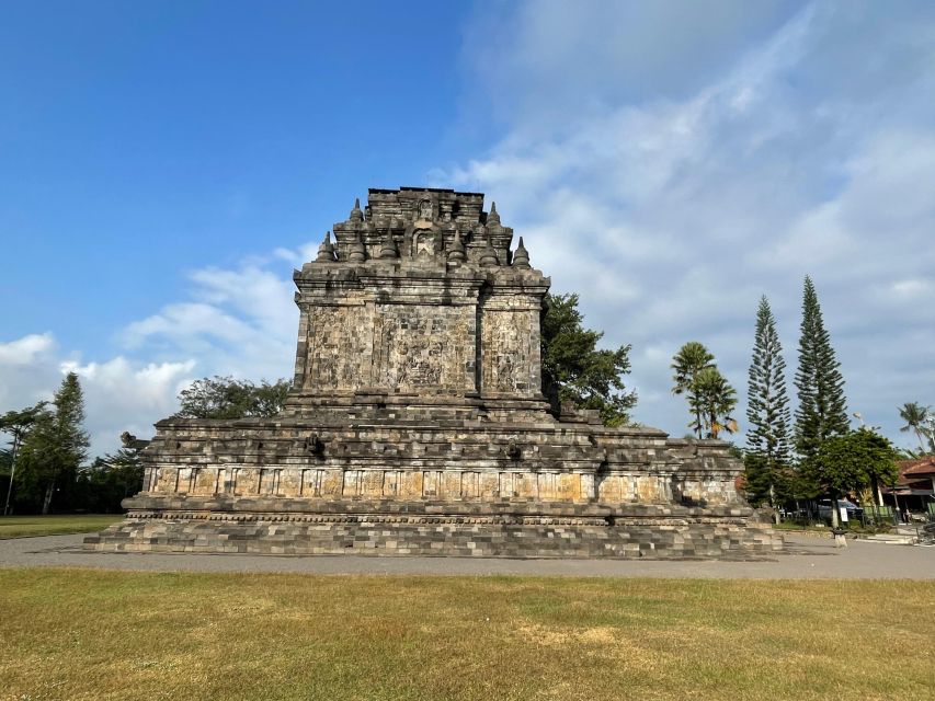 Sunrise at Punthuk Setumbu, Borobudur Temple, Mendu & Pawon - Experience Highlights