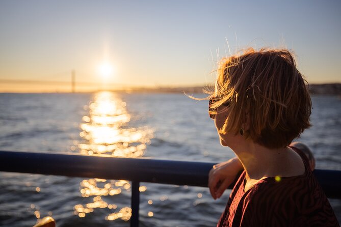 Sunset Cruise in Lisbon With Live DJ and 1 Drink - Booking and Cancellation Policy
