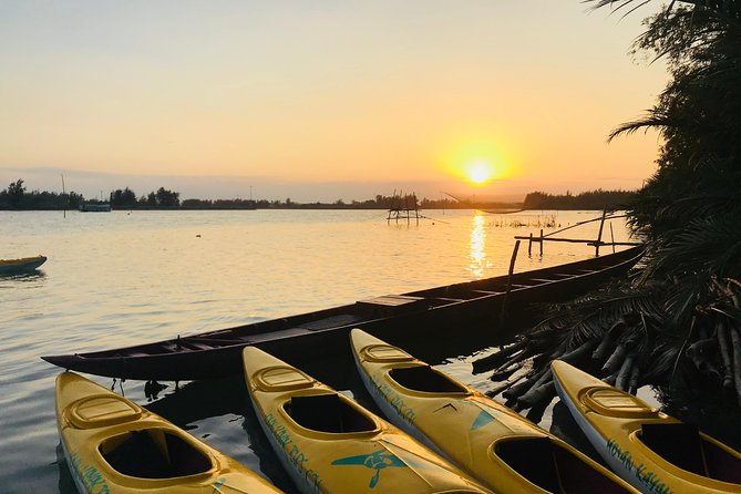 Sunset Paddle and Lantern Town - Booking Information