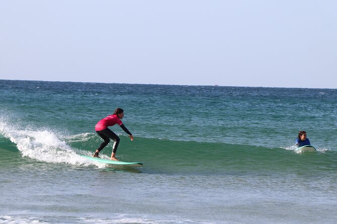 Surf Class in Almada - Class Duration and Schedule