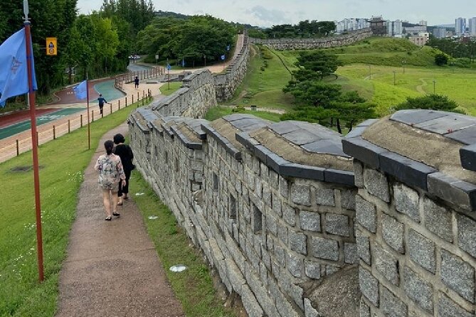 Suwon Hwaseong Fortress Food Walking Tour, KTourTOP10 - Meeting and Pickup Details