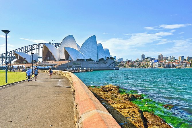 Sydney Highlights and Beaches Full Day Private Tour - Itinerary Highlights