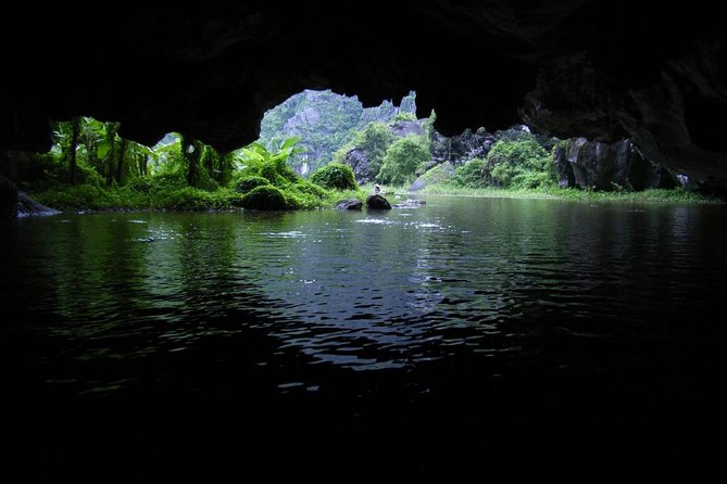 Tam Coc Ninh Binh - Hoa Lu - Deluxe Daily Group Tour - Tour Operation Schedule