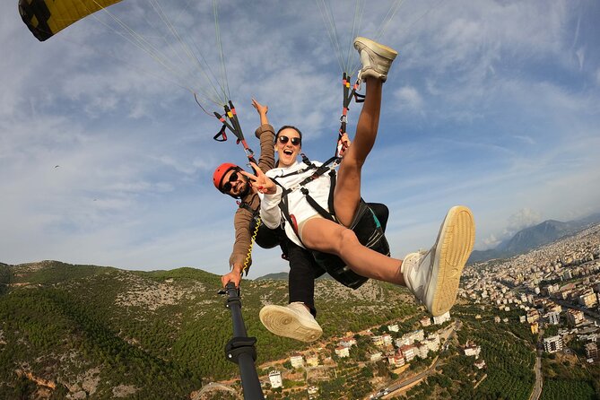 Tandem Paragliding in Alanya With Professional Licensed Pilots - Reviews and Experiences Overview