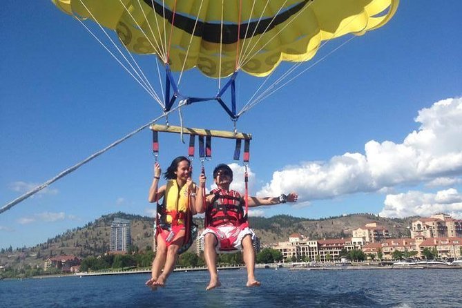 Tandem Parasailing Experience in Kelowna - Reviews and Testimonials