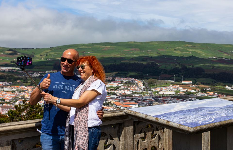 Terceira: Full-Day Highlights Tour - Activity Experience