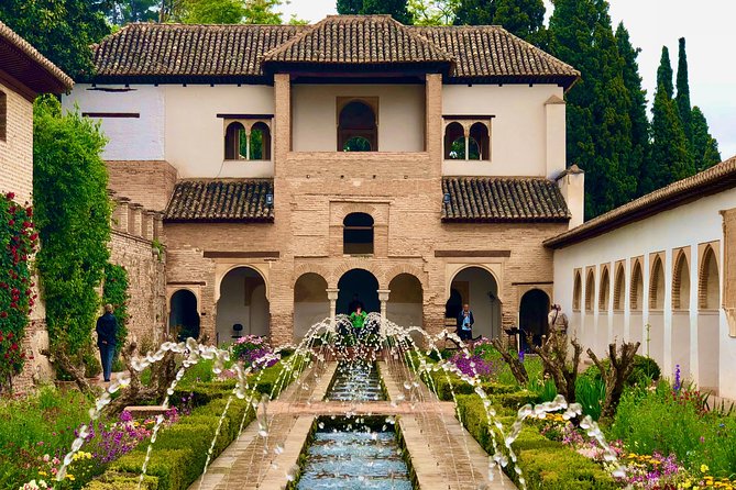 The Alhambra and Generalife - Private Tour - Inclusions and Features