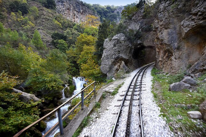 The Amazing Cave Lakes/Train Ride Through Vouraikos Gorge Private Tour - Customer Reviews