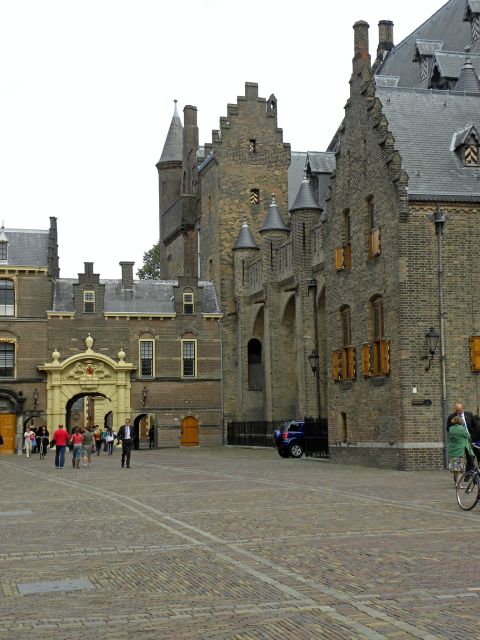 The Hague: Old City Private Walking Tour - Experience Highlights