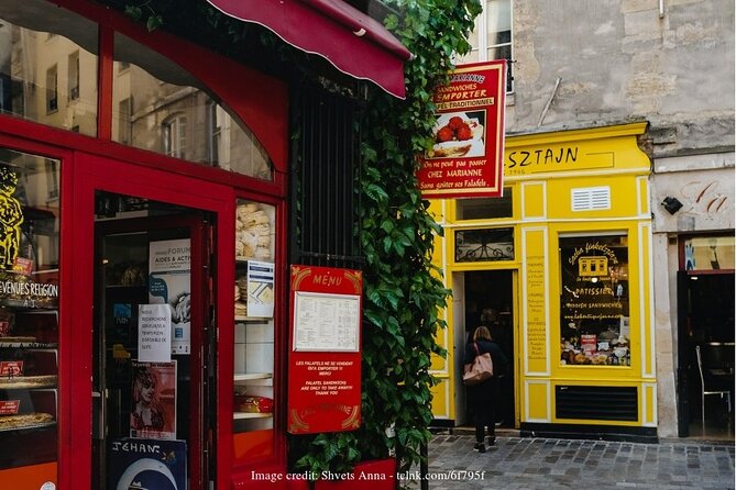 The Latin Quarter: Paris Left Bank Private Half-Day Tour - Landmark Exploration