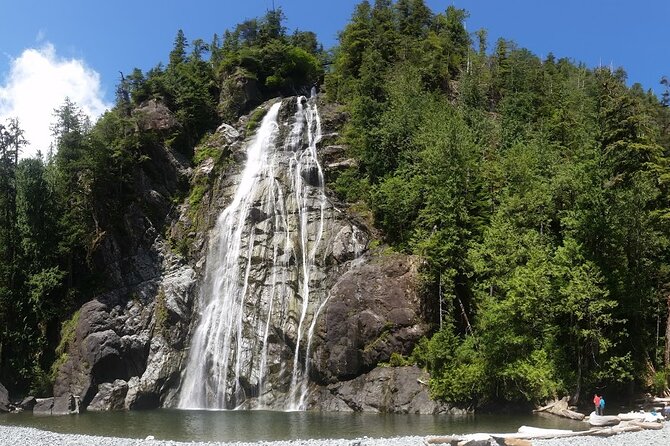 Tofino Private Tour: Coastal Excursion to Rainforest Waterfall - What to Bring