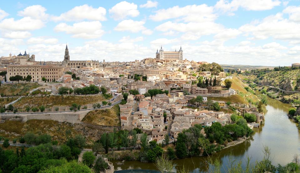 Toledo: Private Walking Tour With a Local Guide - Tour Experience