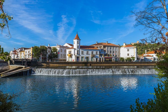 Tomar and Almourol Castle Private Tour From Lisbon - Itinerary Highlights