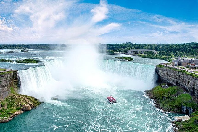 Toronto, Niagara Falls & Thousand Islands 3–DAY Trip - Niagara Falls Adventure