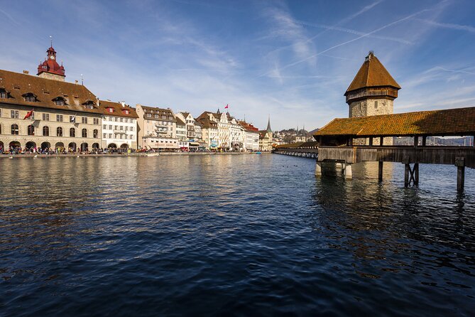 Touristic Highlights of Lucerne on a Private Half Day Tour With a Local - Lion Monument in Lucerne