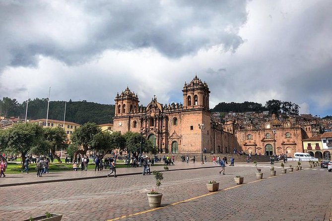 Transfer Cusco Airport to Hotel in Cusco (Round Trip) - Booking Information