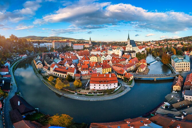 Transfer From Prague to Cesky Krumlov: Private Daytrip With 2h for Sightseeing - Pickup and Departure