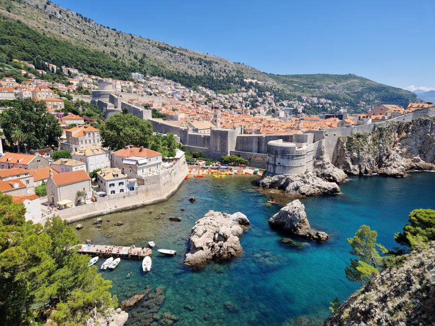 Transfer Split to Dubrovnik Airport - Location and Activities