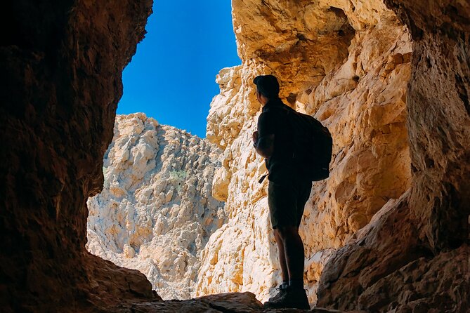 Trekking in the Hajar Mountains of Fujairah - Safety Measures and Precautions