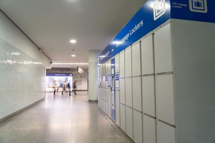 Trindade Metro Station - City Lockers Luggage Storage - Experience and Highlights