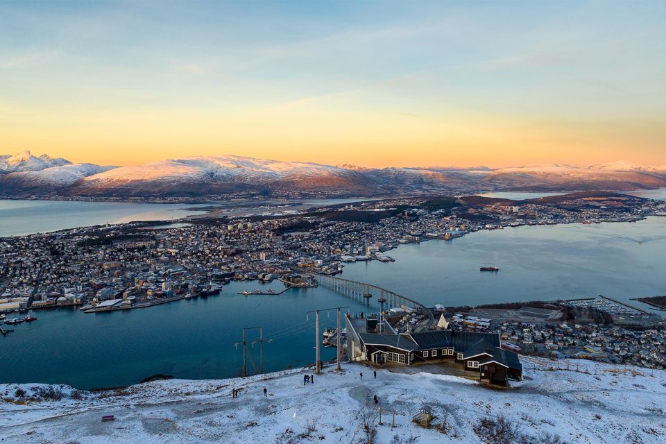 Tromsø: Daytime Fjellheisen Snowshoe Hike and Cable Car Ride - Experience Highlights