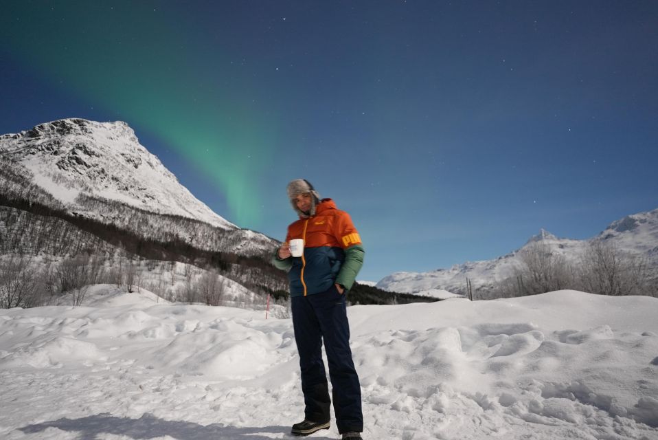 Tromsø: Guided Tours to See the Northern Lights: - Inclusions and Amenities