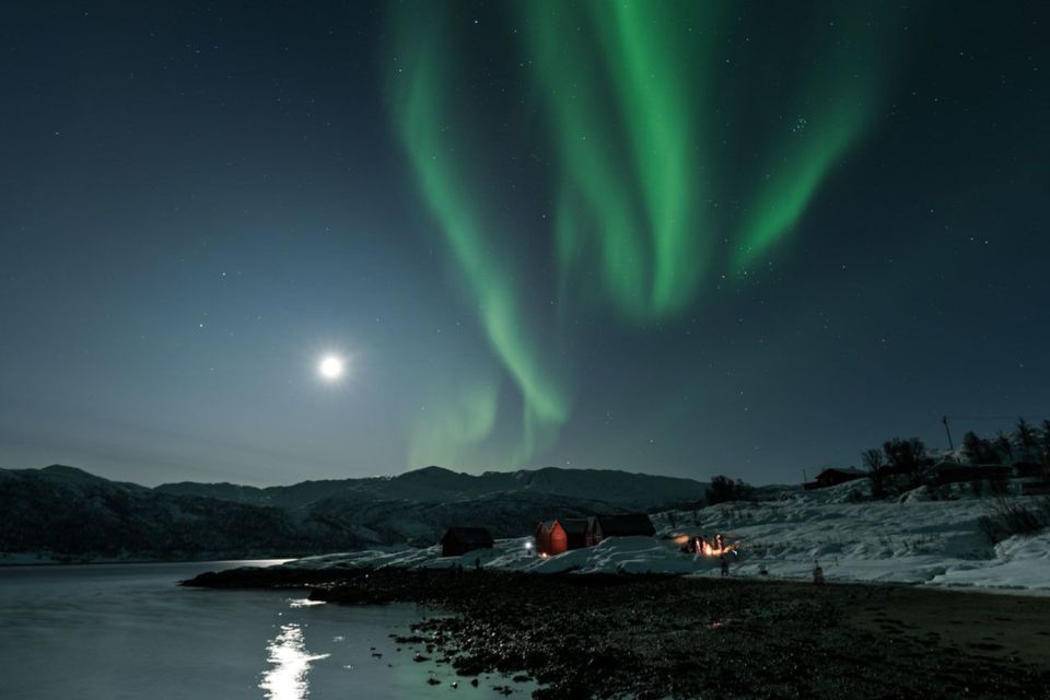 Tromsø: Northern Lights Photography Tour - Meeting Point