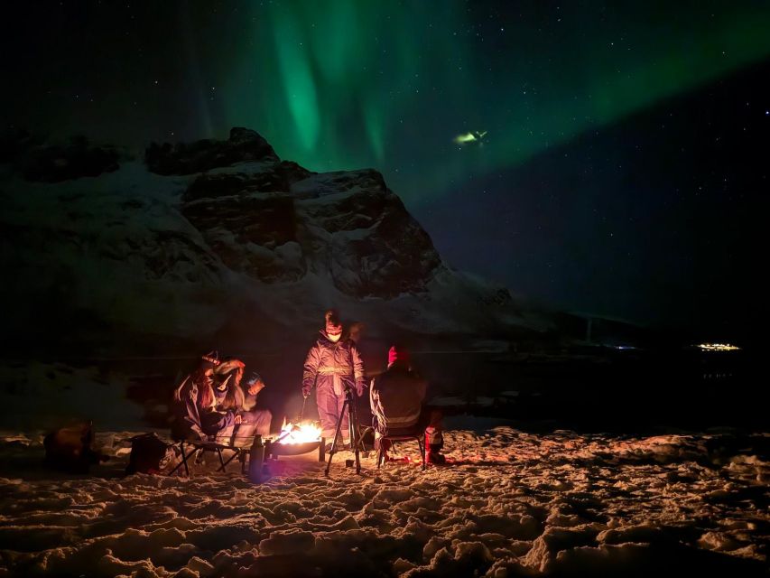 Tromsø: Northern Lights Tour With Hot Food and Drinks - Experience Highlights