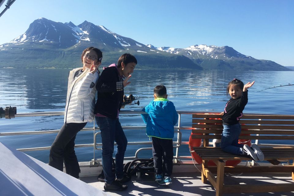 Tromsø: Wildlife Bird Fjord Cruise With Lunch and Drinks - Inclusions and Exclusions
