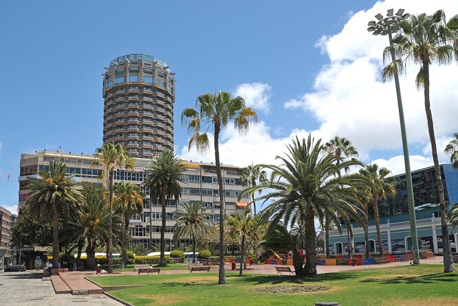 Tuk-Tuk Neighbourhoods Tour Around Las Palmas De Gran Canaria - Tour Overview and Highlights