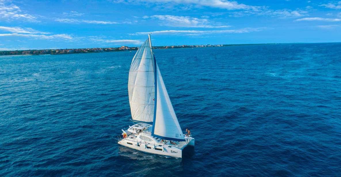 Tulum: Half-Day Luxury Sailing Experience With Open Bar - Experience Highlights on the Sailing Trip