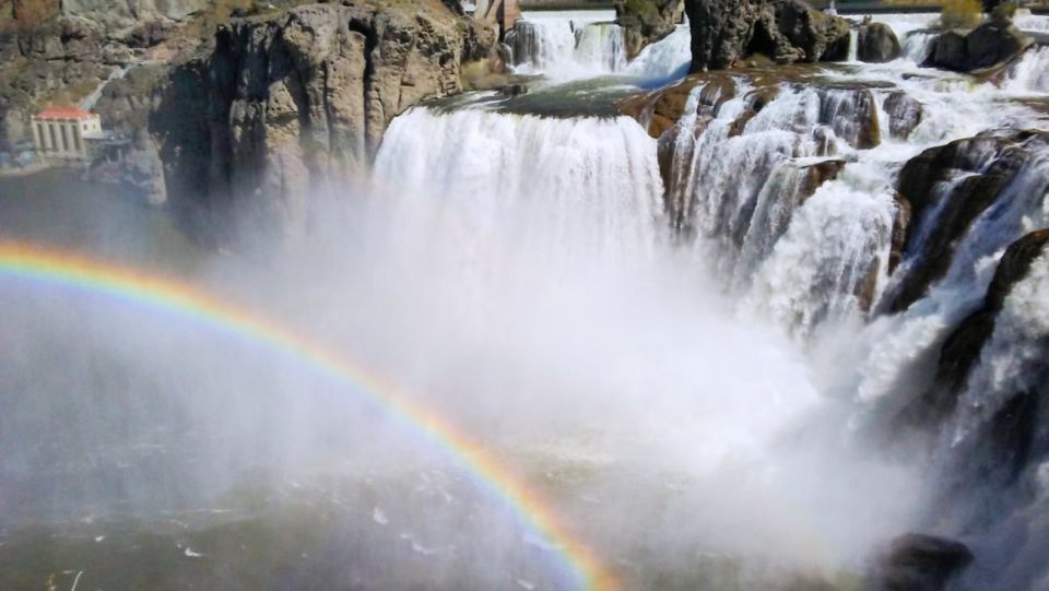 Twin Falls: Dierkes Lake Hike & Shoshone Falls Guided Tour - Cancellation Policy