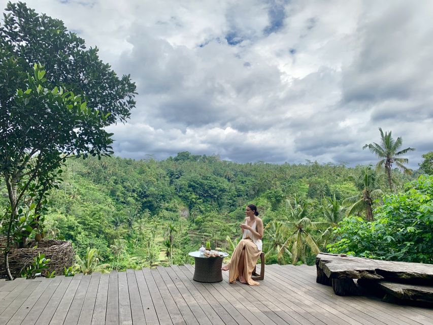 Ubud: Jungle Club, Waterfall, Market, and Tanah Lot Tour - Activity Details