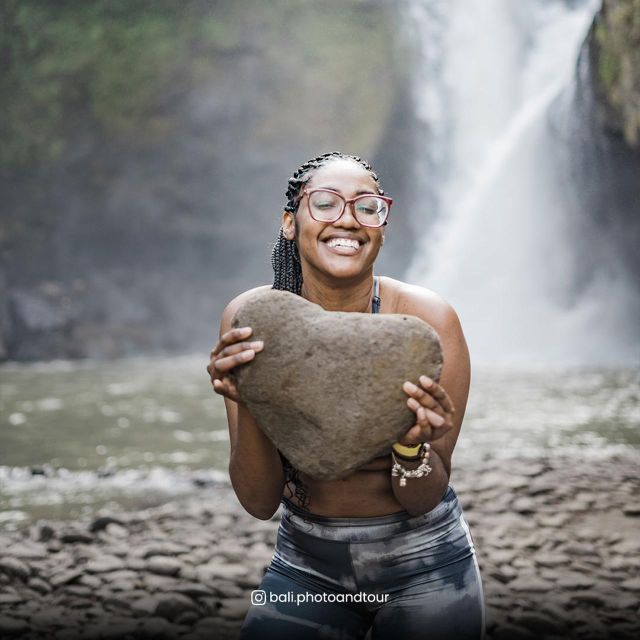 Ubud : Waterfall, Water Temple, RIce Terrace, Ubud Market - Visit Tirta Empul Water Temple