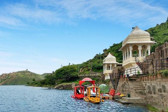 Udaipur Sightseeing Day Tour With Professional Guide and Driver - Itinerary Customization