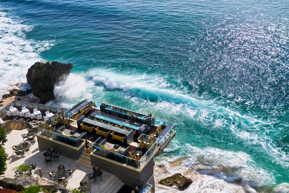 Uluwatu: Beach Club and Cliffside Private Bar Hopping Tour - Experience Highlights