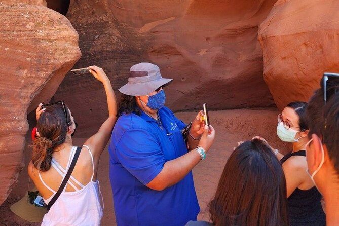 Upper Antelope Canyon Tour With Shuttle Ride and Tour Guide - Tour Overview and Inclusions