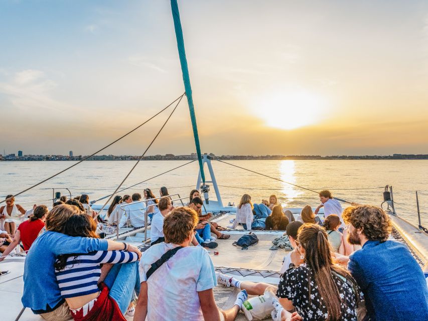 Valencia: Catamaran Cruise With Sunset Option - Experience Description