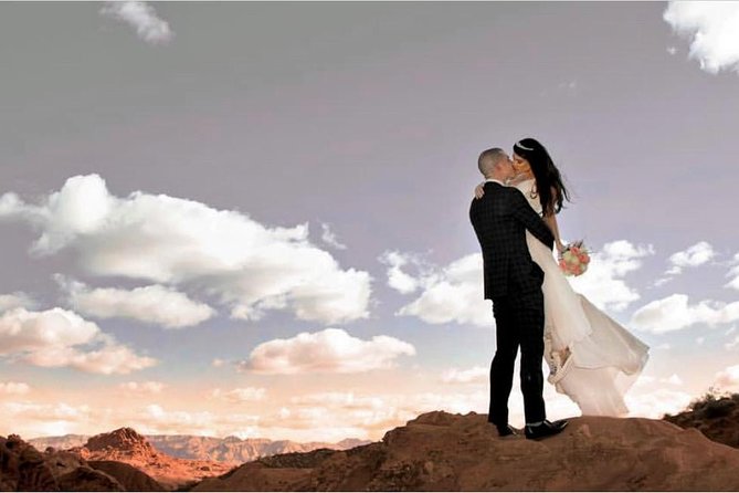 Valley of Fire Wedding by Private Limousine - Customer Reviews and Feedback