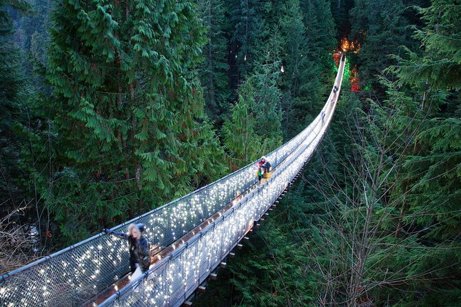 Vancouver City and Capilano Suspension Bridge Canyon Lights Tour - Meeting and Pickup Details