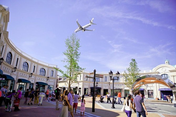 Vancouver Lay Over Shopping (Mc Arthurglen Designer Outlet Mall ) Tour Private - Whats Included