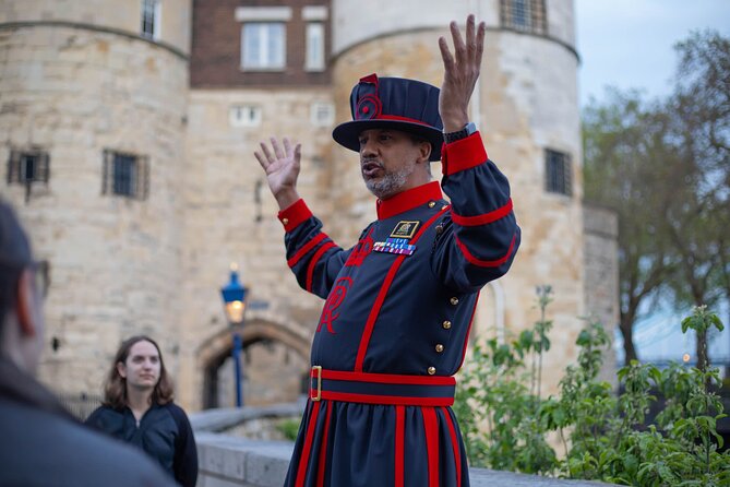 VIP Tower of London: After Hours Tour & Ceremony of the Keys - Logistics and Accessibility