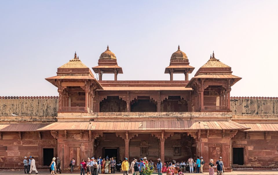 Visit Chand Baori, Fatehpur Sikri With Agra Drop From Bundi - Experience