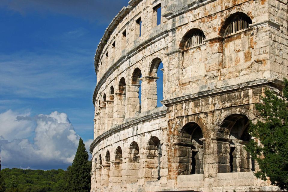 Visit Pula and Vodnjan or Bale - City Features